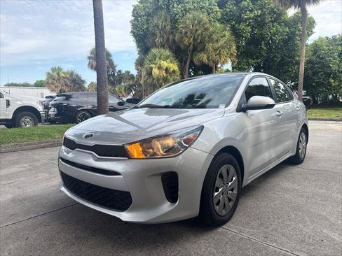Used 2020 Kia Rio LX FWD image 2