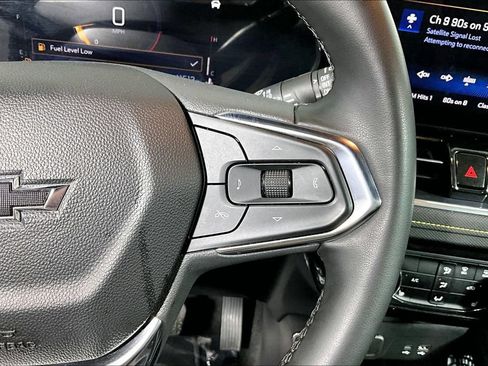 Used 2025 Chevrolet TrailBlazer ACTIV w/ Driver Confidence Package FWD image 19