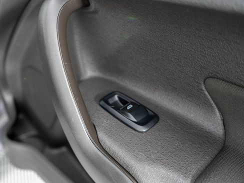 Used 2014 Ford Fiesta SE w/ SE Fuel Economy Package image 9