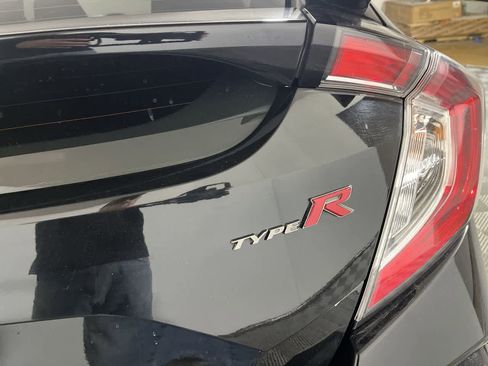 Used 2021 Honda Civic Type R image 11