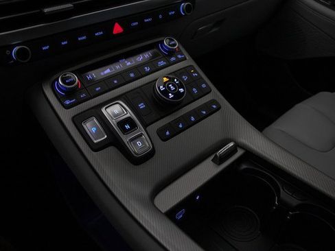 Used 2024 Hyundai Palisade SEL w/ Premium Package image 35