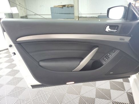 Used 2011 INFINITI G37 Sport w/ Aerodynamic Pkg image 29