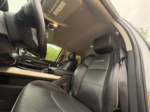 Used 2024 RAM 2500 Laramie w/ Off Road Package image 11