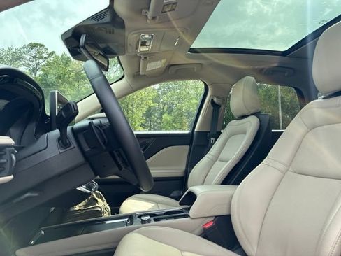 Certified 2025 Lincoln Corsair Grand Touring w/ Jet Appearance Package AWD/4WD image 20