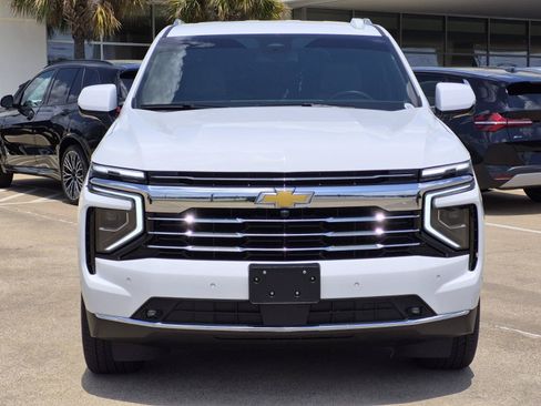 Used 2025 Chevrolet Tahoe LT w/ Comfort Package RWD image 2