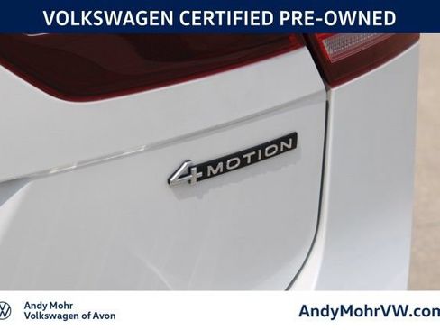Used 2023 Volkswagen Tiguan SE AWD/4WD image 9