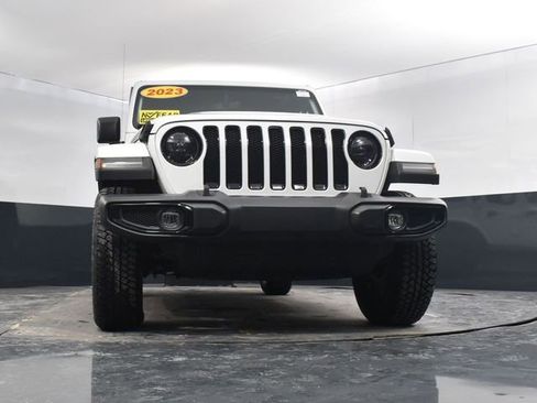 Used 2023 Jeep Wrangler Altitude image 43