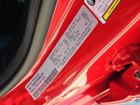 Used 2025 RAM 1500 Lone Star image 38