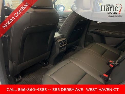 Certified 2025 Nissan Murano SV image 29