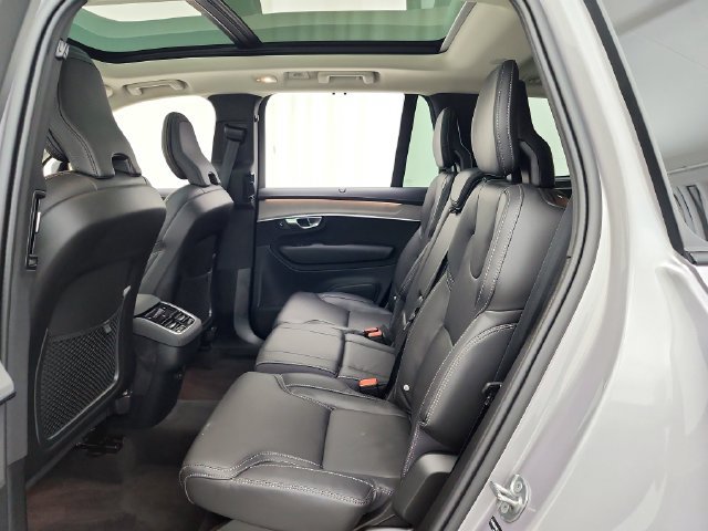 Used 2026 Volvo XC90 B6 Ultra w/ Protection Package Premier AWD/4WD image 24