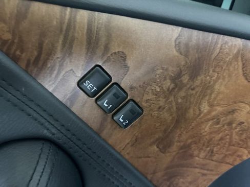 Used 2024 Nissan Armada SL w/ Cargo Package image 10