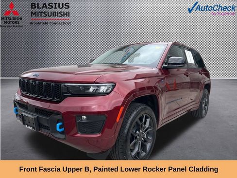 Used 2023 Jeep Grand Cherokee 30th Anniversary AWD/4WD image 16
