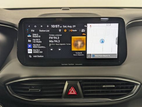 Used 2023 Hyundai Santa Fe Limited AWD/4WD image 19