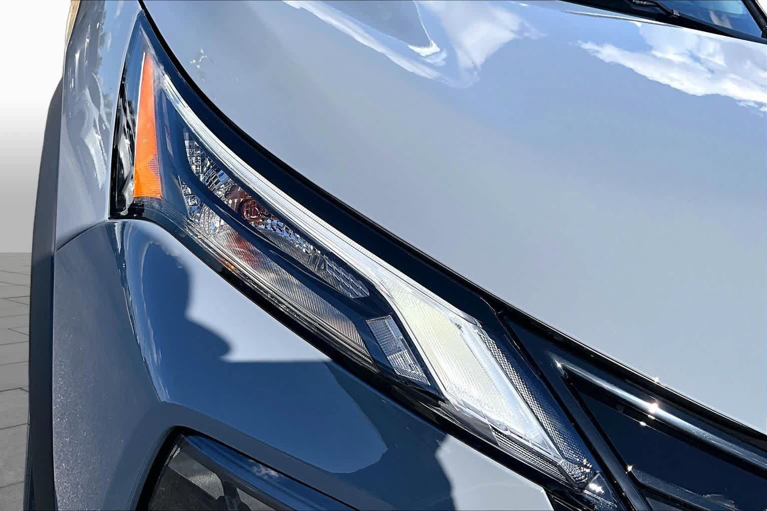 New 2027 Nissan Rogue SV FWD image 13