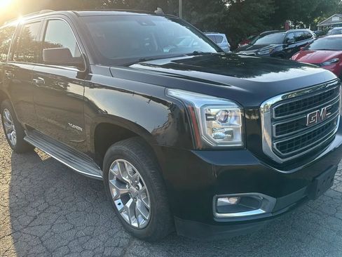 Used 2015 GMC Yukon SLT w/ Open Road Package AWD/4WD image 3
