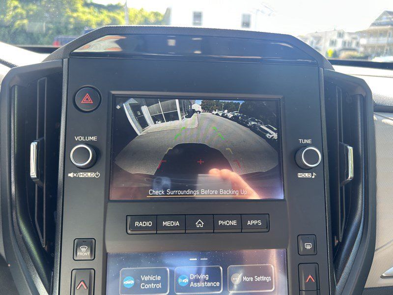 Used 2025 Subaru Forester AWD/4WD image 23