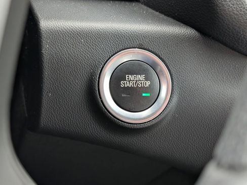 Used 2023 GMC Terrain SLE w/ Driver Convenience Package AWD/4WD image 9