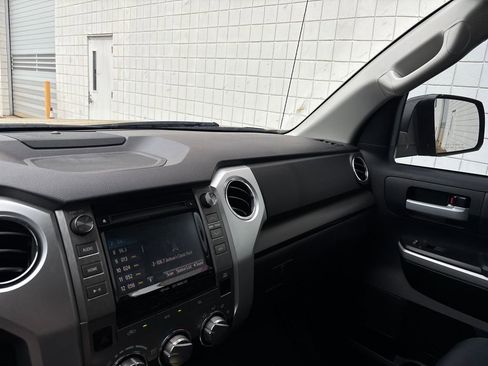 Used 2019 Toyota Tundra SR5 w/ SR5 Upgrade Package RWD image 15