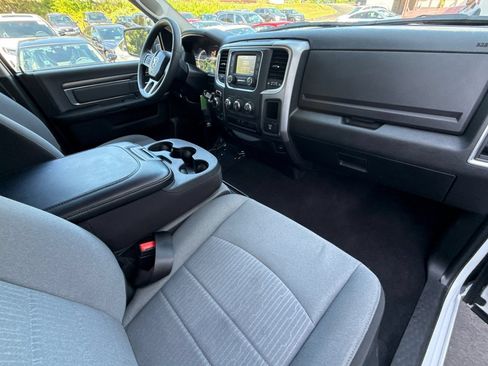 Used 2023 RAM 1500 Classic SLT AWD/4WD image 15