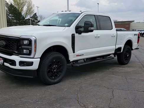 New 2025 Ford F250 Lariat w/ Lariat Ultimate Package image 2