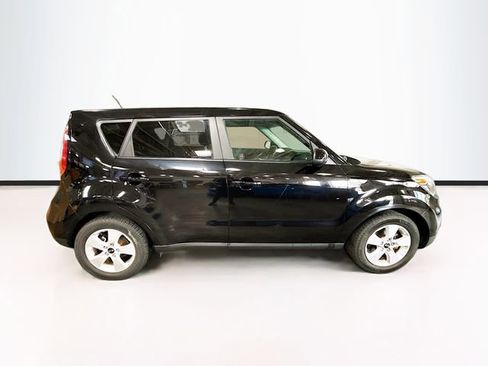 Used 2017 Kia Soul FWD image 5