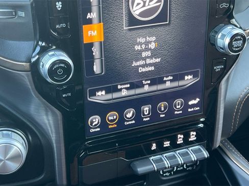 Used 2020 RAM 1500 Limited image 24