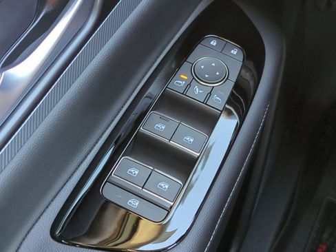 Certified 2025 Nissan Murano Platinum w/ Cargo Package image 25