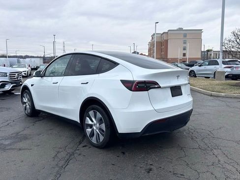 Used 2023 Tesla Model Y Long Range image 6