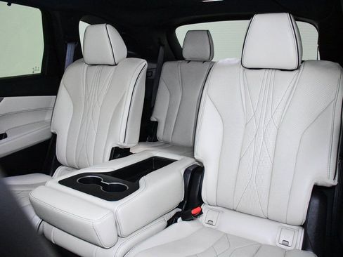 Used 2025 Acura MDX A-Spec image 24