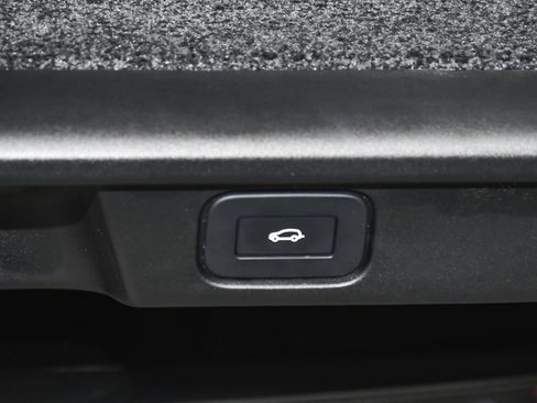 Used 2025 Land Rover Range Rover SE AWD/4WD image 76
