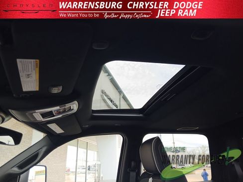 New 2026 RAM 2500 Laramie AWD/4WD image 29