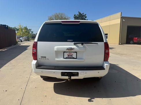 Used 2008 Chevrolet Tahoe LT w/ Convenience Package 1 RWD image 3