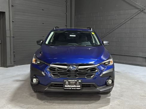 Used 2024 Subaru Crosstrek 2.0i Premium AWD/4WD image 2