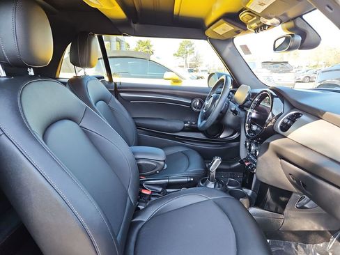 Used 2024 MINI Cooper Convertible image 7