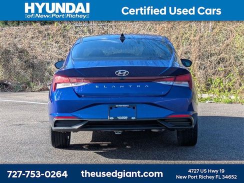 Certified 2023 Hyundai Elantra SEL w/ Convenience Package image 4