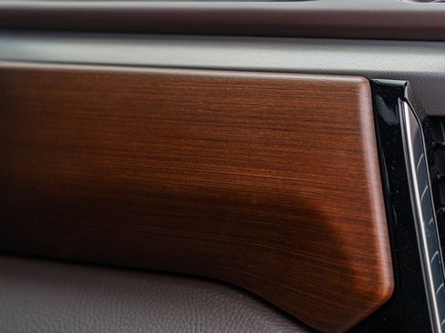 Used 2025 GMC Sierra 3500 Denali w/ Denali Reserve Package image 23