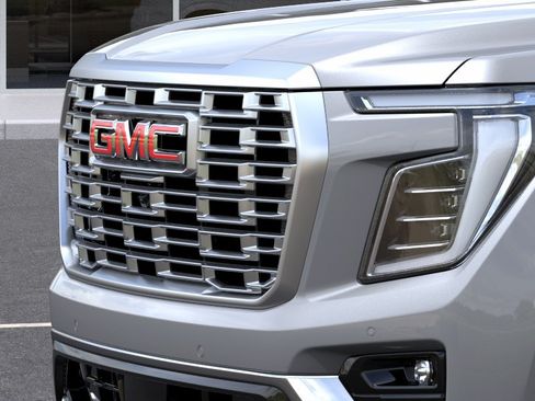 New 2026 GMC Yukon Denali w/ Advanced Technology Package AWD/4WD image 37
