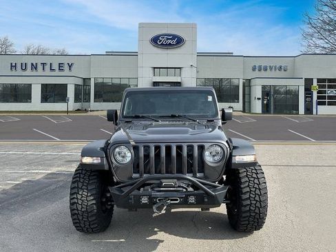 Used 2021 Jeep Wrangler Rubicon w/ Uconnect 4C Nav & Sound Group AWD/4WD image 2