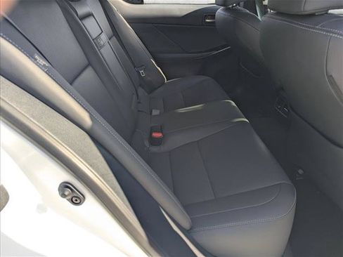 Used 2024 Lexus IS 300 w/ Comfort Package RWD image 19