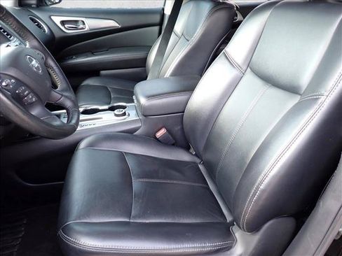 Used 2019 Nissan Pathfinder SL AWD/4WD image 11