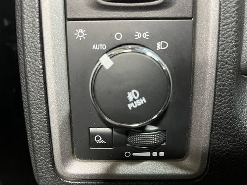Used 2014 RAM 1500 Express AWD/4WD image 14