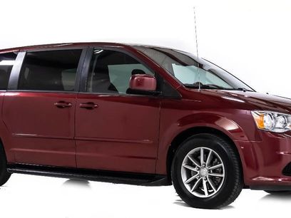Used 2015 Dodge Grand Caravan SE