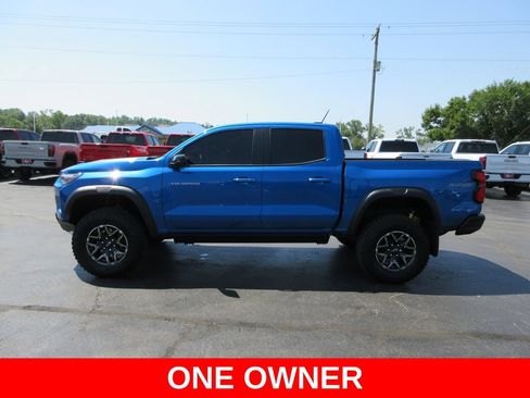 Used 2023 Chevrolet Colorado ZR2 w/ ZR2 Convenience Package III AWD/4WD image 10
