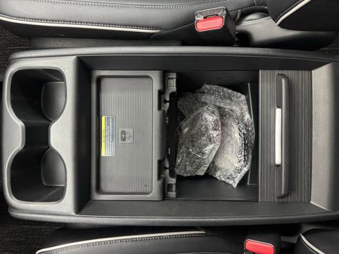 Used 2024 Honda Odyssey Elite image 42