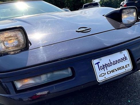 Used 1992 Chevrolet Corvette Convertible RWD image 24