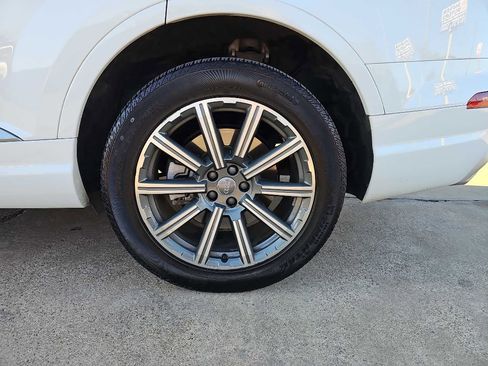 Used 2018 Audi Q7 3.0T Prestige w/ Prestige Package image 10