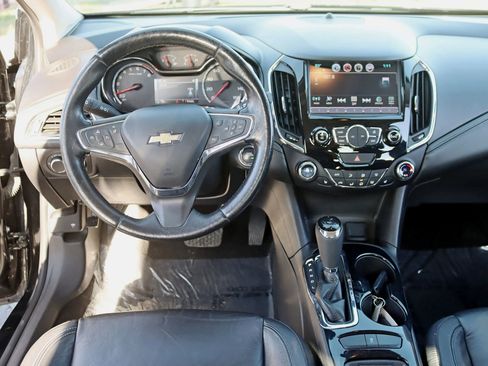 Used 2016 Chevrolet Cruze Premier image 16