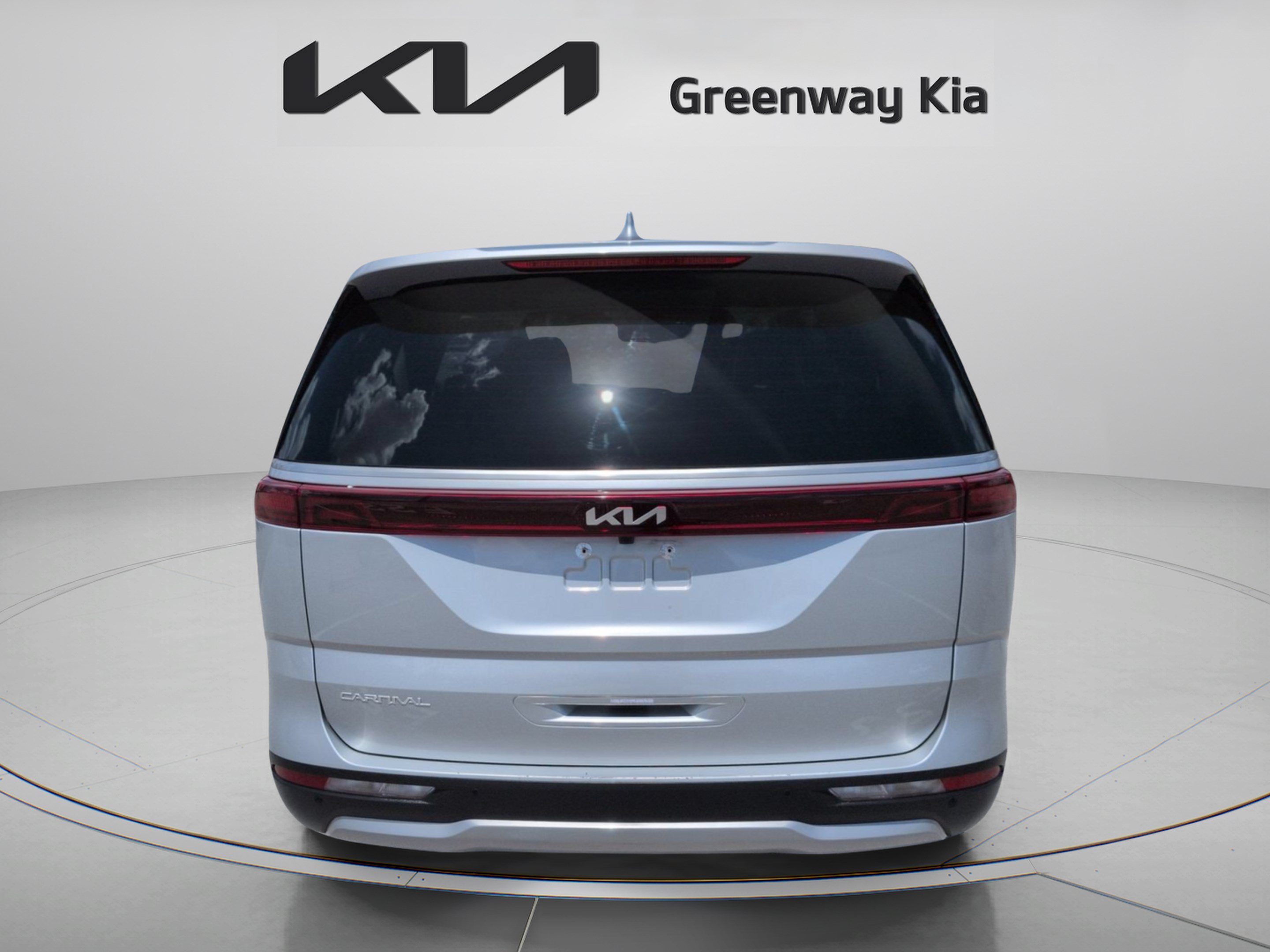Used 2023 Kia Carnival LX FWD image 7