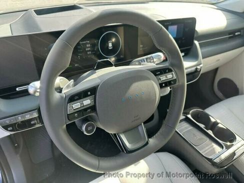 Used 2025 Hyundai Ioniq 5 Limited image 15