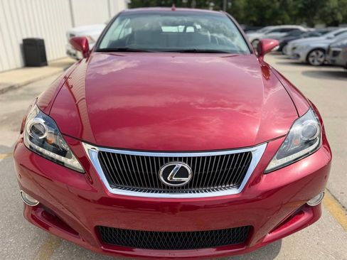 Used 2011 Lexus IS 250C w/ Luxury Pkg RWD image 8